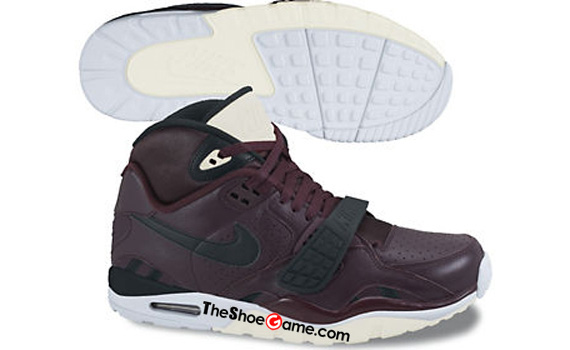 Nike Air Trainer Sc Ii Holiday 2011 Preview 01