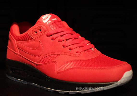 nike id wide Air Max 1 spring 2011 06