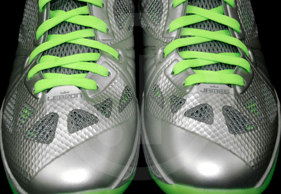 Nike Lebron 8 Ps Dunkman Detailed Images 9