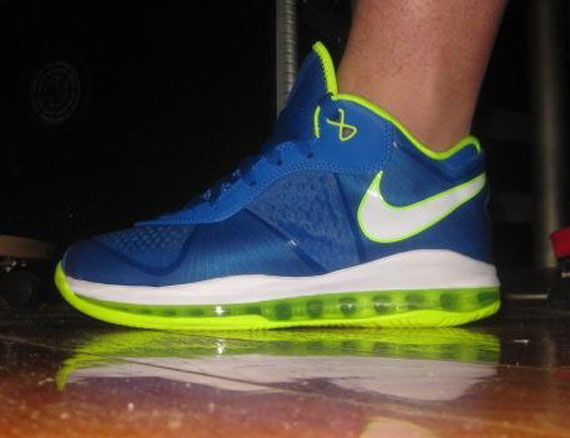 Nike Lebron 8 V 2 Low Blue Volt 02