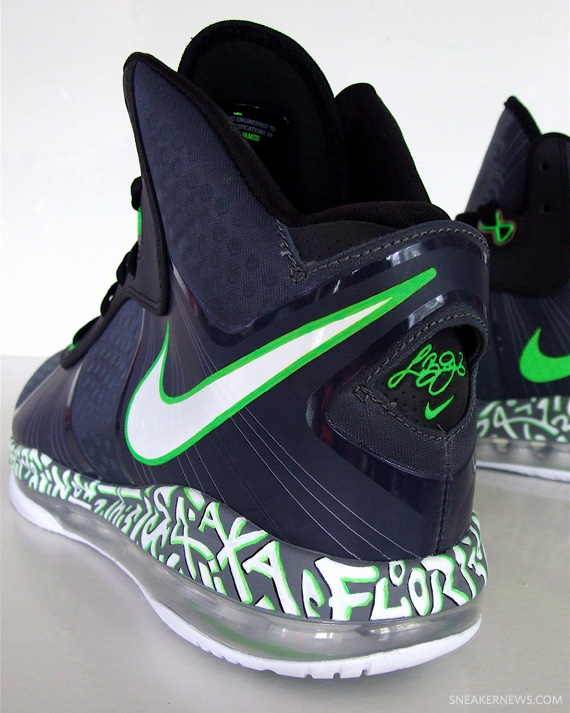 Nike Lebron 8 V2 Dunkman Custom C4 01
