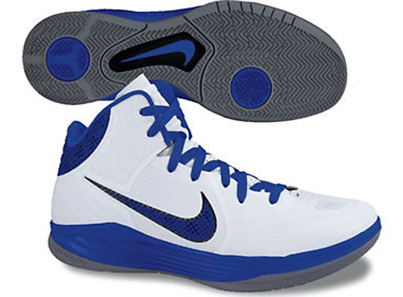 Nike Lunar Hypergamer Holiday 2011 01