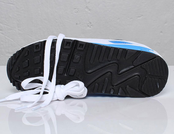 Nike Wmns Air Max 90 White Deep Royal Vibrant Blue Sns 06