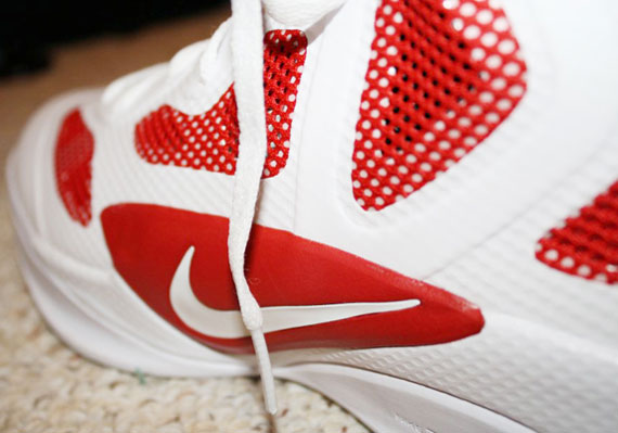 Nike Zoom Hyperfuse 2011 - White - Varsity Red