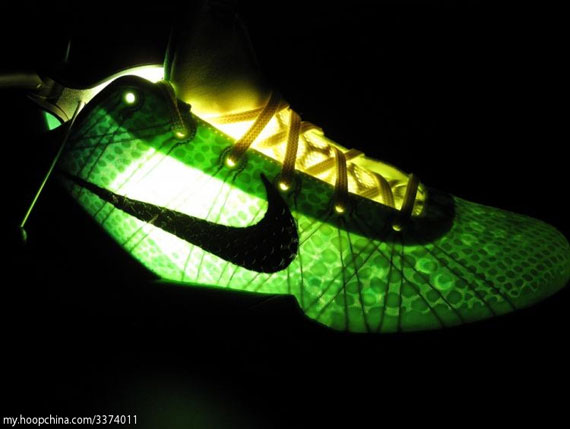 Nike Zoom Kobe Vi Illuminated 06