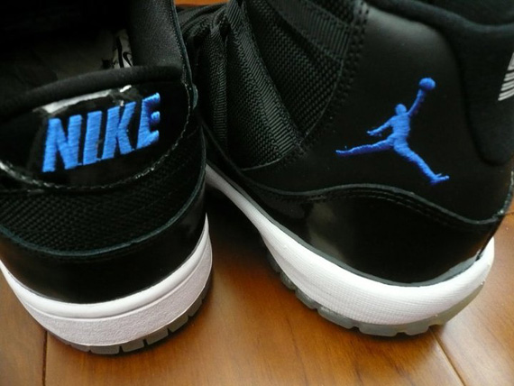 Nike SB Dunk Low & Air Jordan XI Space Jam - New Comparison Images
