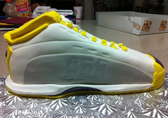 Adidas The Kobe Sneaker Cake 14