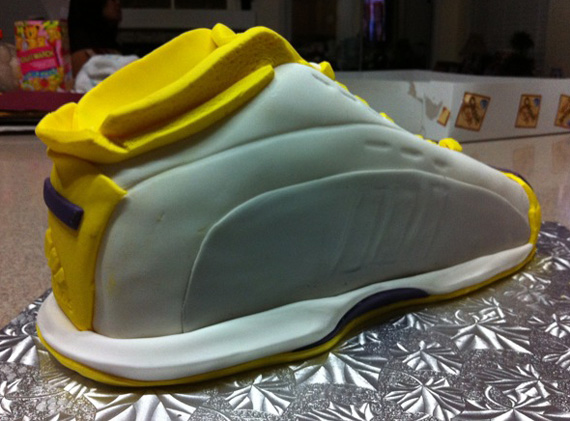 Adidas The Kobe Sneaker Cake 15