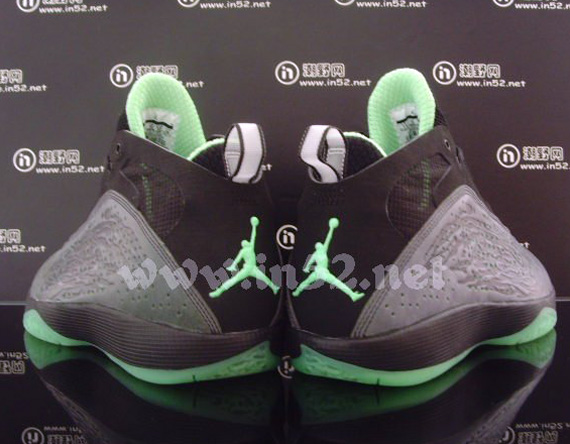 Air Jordan 2011 Black Electric Green In52 04