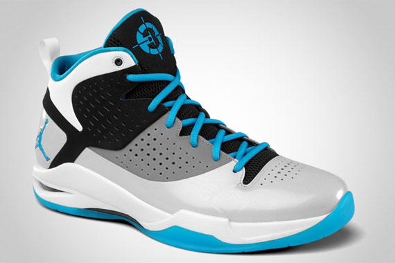 Air Jordan Fly Wade Orion Blue White Black 01