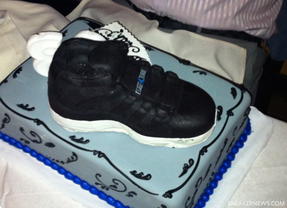 Air Jordan Xi Space Jam Birthday Cake 5