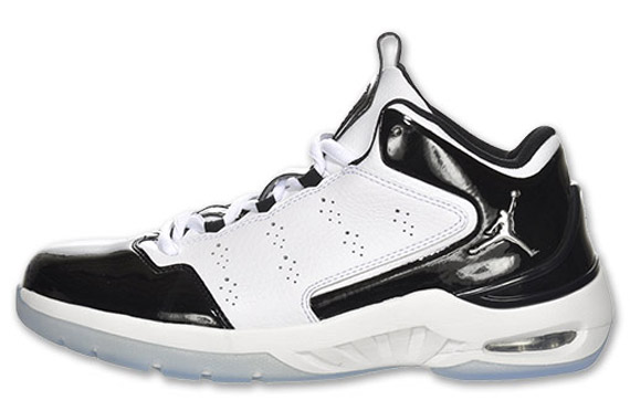 Jordan Play In These Q White Metallic Silver Black 1