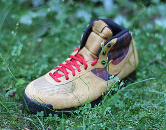 Nike Air Approach Mid 2.4 Detailed Images 07