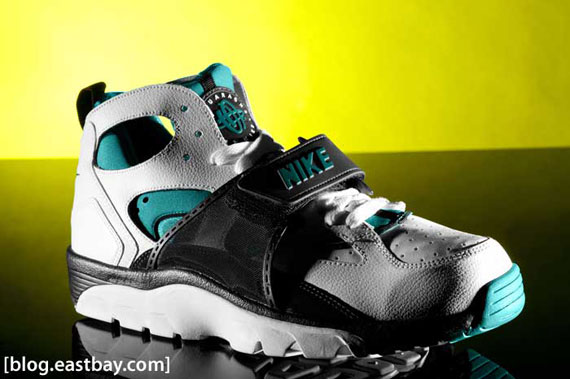 Nike Air Trainer Huarache Freshwater Available 04