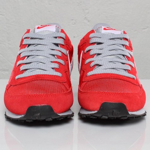 Nike Challenger - Challenge Red - White - Grey - SneakerNews.com