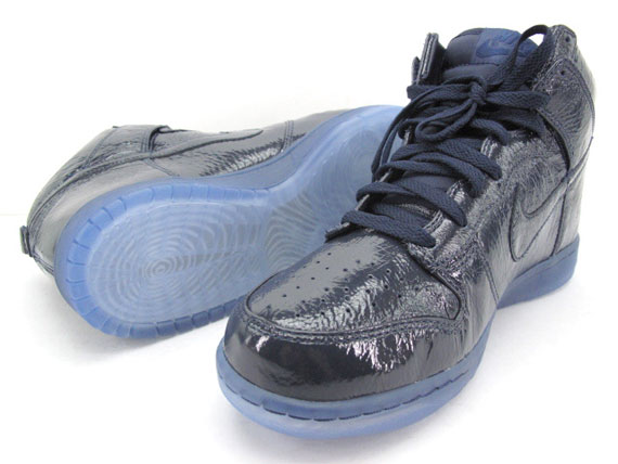 Nike Dunk High Premium Obsidian Crinkle Patent 06