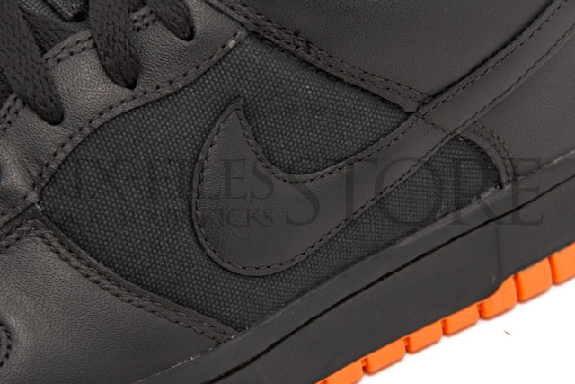 nike-dunk-low-black-bright-mandarin-3 Nike Dunk Low Black Bright Mandarin 3