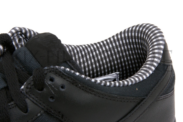 nike-dunk-low-black-bright-mandarin-4 Nike Dunk Low Black Bright Mandarin 4