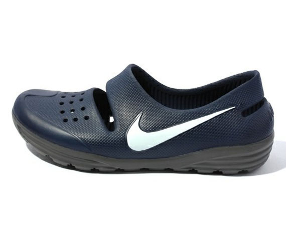 Nike HTM Soft Sandal - Summer 2011 - SneakerNews.com