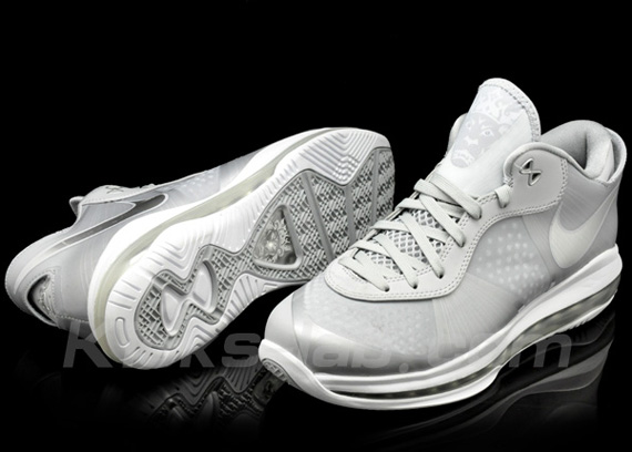 Nike LeBron 8 V/2 Low – Wolf Grey – White – Metallic Silver | New Images