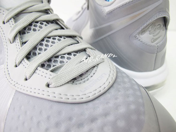 Nike LeBron 8 V/2 Low – Wolf Grey – White – Metallic Silver