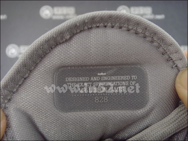 nike-lebron-8-v2-low-wolf-grey-white-metallic-silver-8 Nike Lebron 8 V2 Low Wolf Grey White Metallic Silver 8