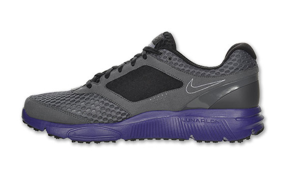Nike Lunarfly 2 Dark Grey Club Purple 01