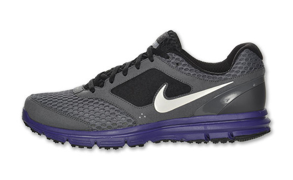 Nike Lunarfly 2 Dark Grey Club Purple 02