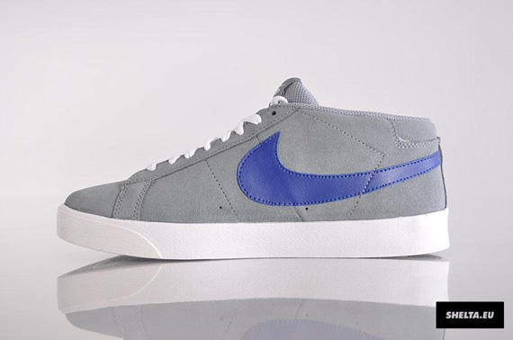 nike blue and gray shoes
