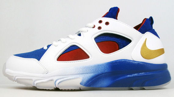 Nike Zoom Huarache Tr Low Manny White Blue Red Release Reminder 01