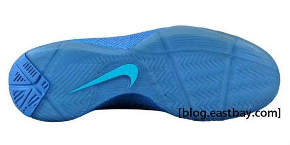 Nike Zoom Hyperfuse Low Photo Blue White Chlorine Blue 01
