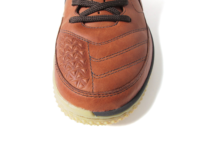 nike5-street-gato-premium-world-football-collective-mano-brown-4 Nike5 Street Gato Premium World Football Collective Mano Brown 4