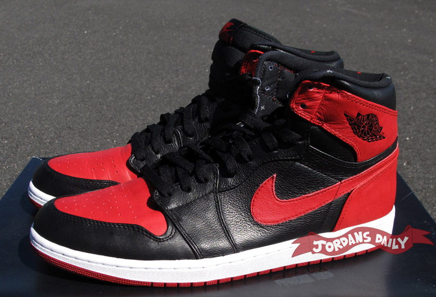 Air Jordan 1 Banned New Images Jd 01