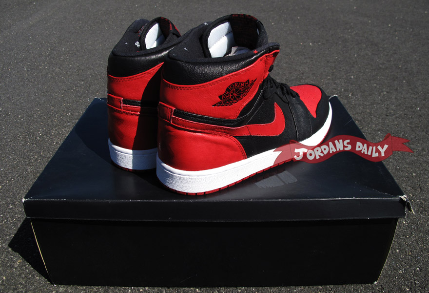 Air Jordan 1 Banned New Images Jd 06
