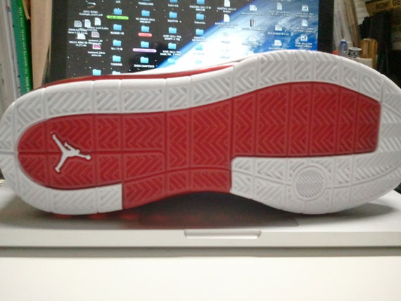 Air Jordan Ii Max White Black Varsity Red Kickslablog 04