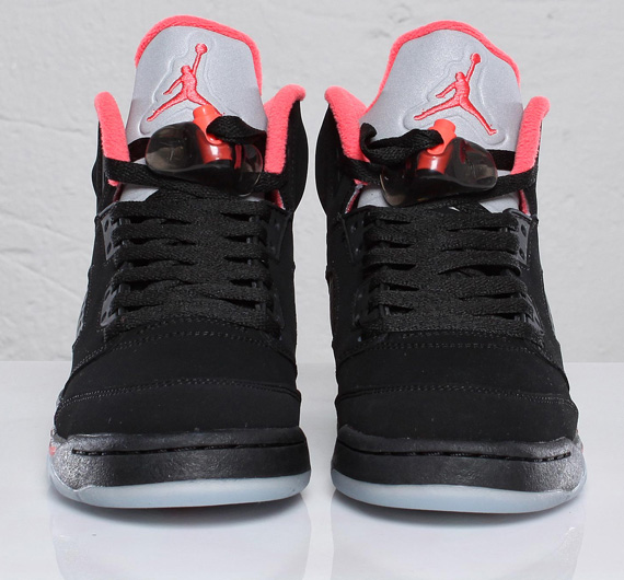 Air Jordan V Gs Black Alarming Red Sns 08