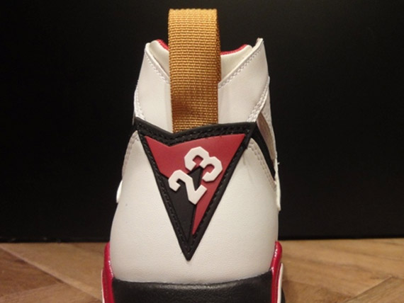 Air Jordan VII – ‘Cardinal’ @ Nike Harajuku