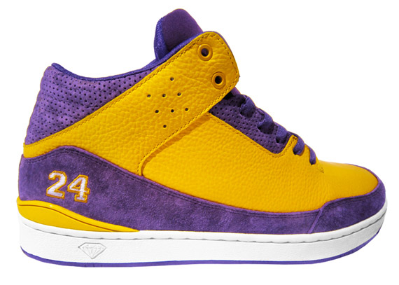 Diamond Footwear Marquise Lakers 2
