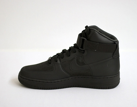 Nike Air Force 1 High Hyperfine - Black - SneakerNews.com