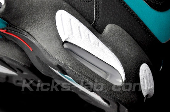 Nike Air Griffey Max 1 Black Freshwater Kickslab 04