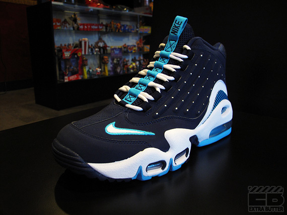 Nike Air Griffey Max 2 Releases For December 2014 