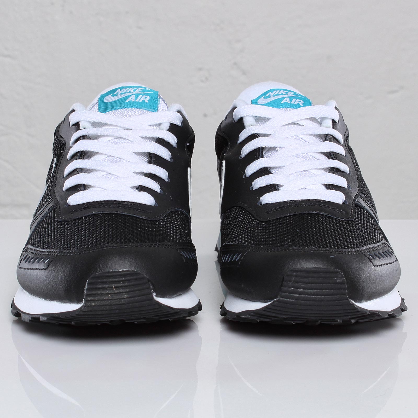 nike-air-venture-black-wolf-grey-mineral-blue-white-2 Nike Air Venture Black Wolf Grey Mineral Blue White 2