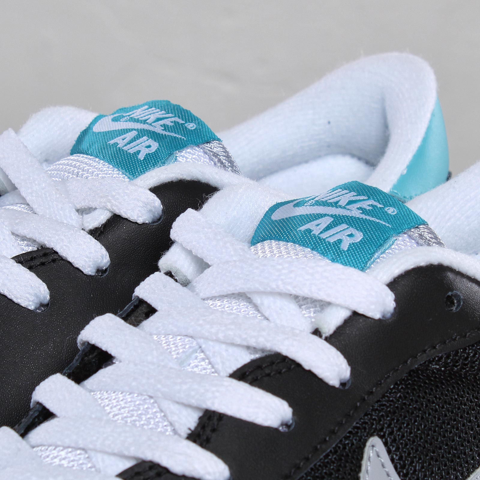 nike-air-venture-black-wolf-grey-mineral-blue-white-5 Nike Air Venture Black Wolf Grey Mineral Blue White 5