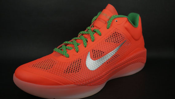 Nike Hyperfuse Low Ebyl 11