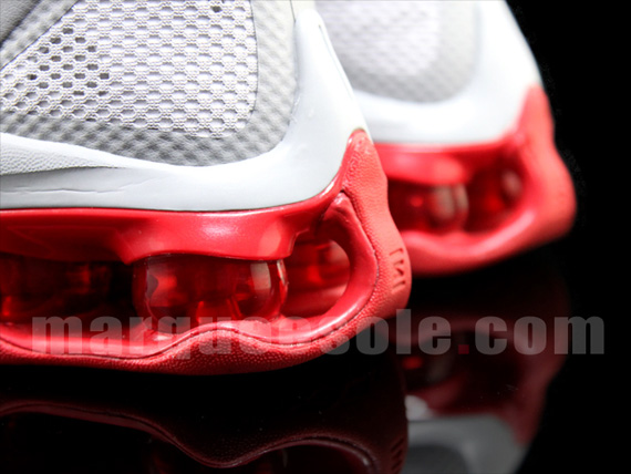 nike hypershox grey red 03