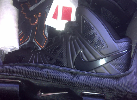 Nike LeBron 8 PS 'Blackout' Playoff PE