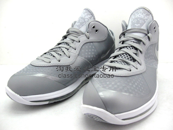 Nike Lebron 8 V2 Low Wolf Grey White Metallic Silver Detailed Images 10