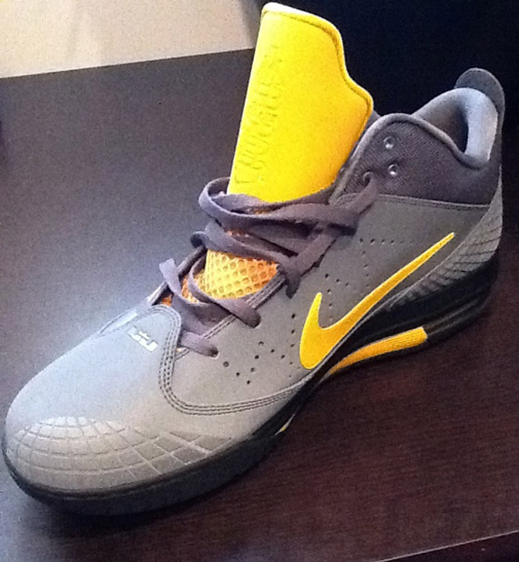 Nike Lebron Ambassador Iv Grey Black Yellow 2