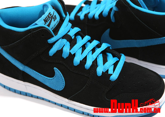 Nike Sb Dunk Mid Black Orion Blue 02