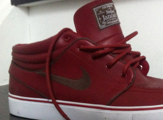 nike red leather shoes